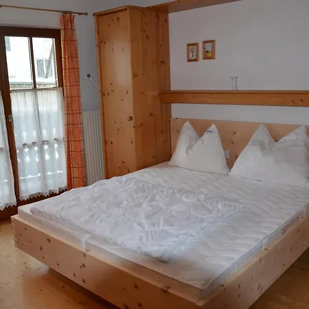 Haus Leopold Apartment Gosau Exterior photo